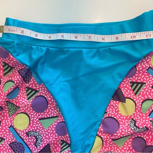 SOLD 80’s Workout Kit/Halloween Costume Women’s (S/M fits up to size 8) 2 pc NWT - Picture 8 of 9